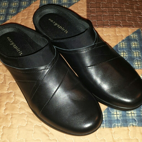 eztry clogs